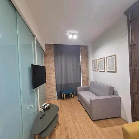 Modern & Cozy Flat In Center דירה גרנדה