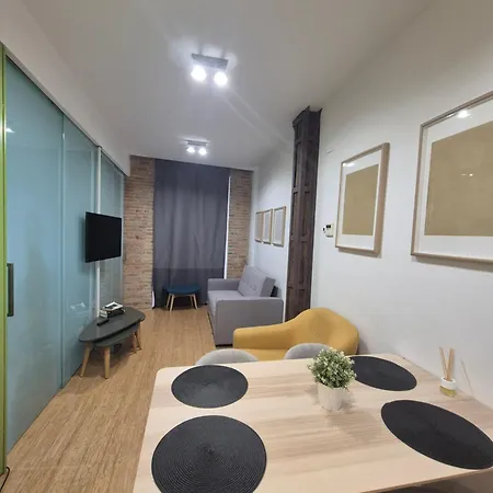 Modern & Cozy Flat In Center
