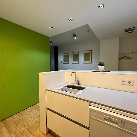 Modern & Cozy Flat In Center *